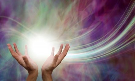 Reiki: cosa dice la scienza sulla guarigione con l’energia?
