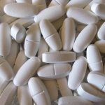 Prevenire l’osteoporosi: l’importanza cruciale della vitamina K2.