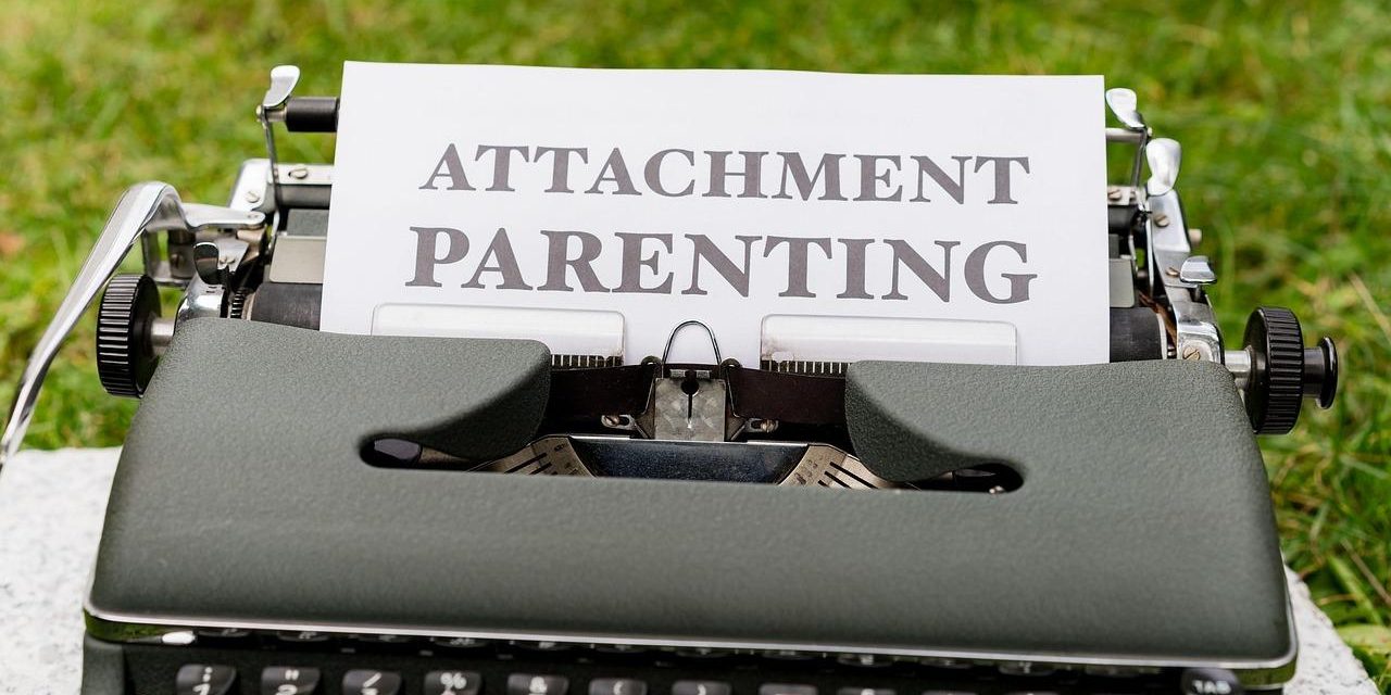 Teoria dell’attaccamento: come l’infanzia modella le nostre relazioni.