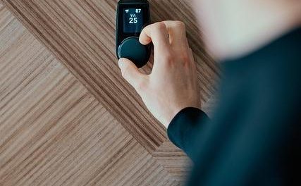 La sauna finlandese: tutti i benefici e le controindicazioni da sapere.